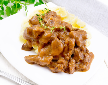 Di: Geflügelgulasch mit Reis